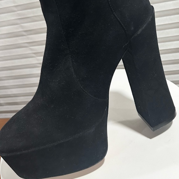 🌹STUART WEITZMAN🌹 Skyhigh Black Platform Booties Size: 8 - Picture 10 of 14